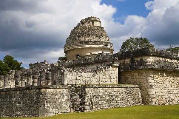 Mexico, Quintana Roo, near Cancun, Chichen-Itza, El Caracol (the Snail) an astonomy Observatory