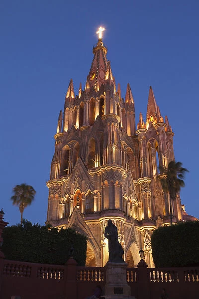 Mexico, San Miguel de Allende. Cathedral of San Miguel Archangel lit up at night