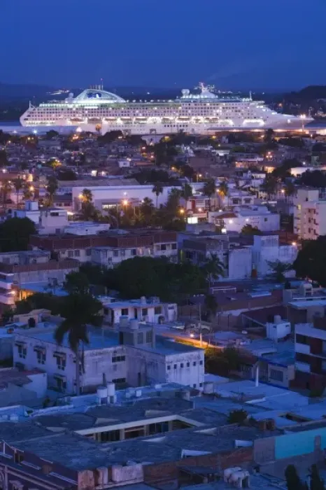 Framed Print : Mexico, Sinaloa State, Mazatlan. City View with Cruiseship  /  Evening