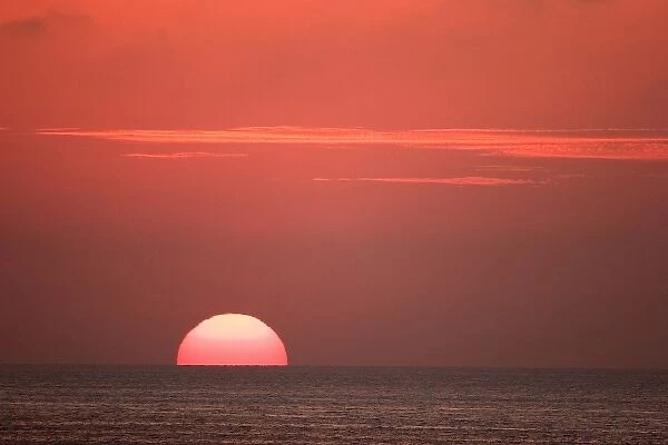Mexico. Sun sets over the Pacific Ocean