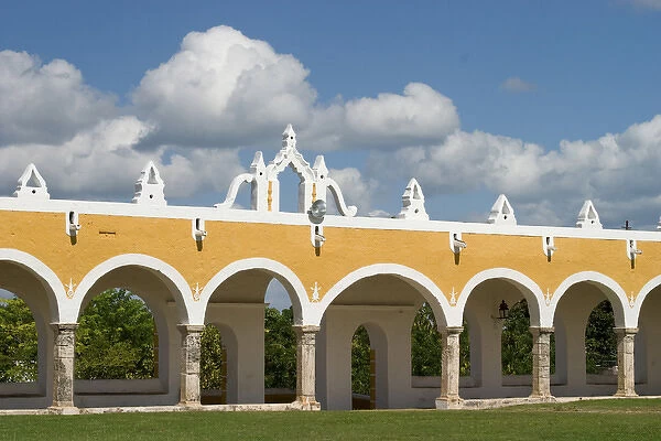 Mexico, Yucatan, Izamal, Convento de San Antonio de Padua, built 1533-1561