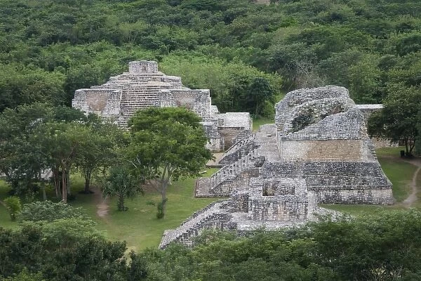 Mexico, Yucatan, Valladolid, Ek Balam Mayan ruins in jungle