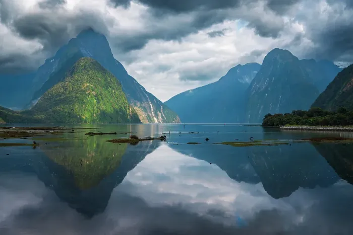 Framed Print : Milford Sound, Fiordland National Park, South Island, New Zealand Framed Print : Milford Sound, Fiordland National Park, South Island, New Zealand