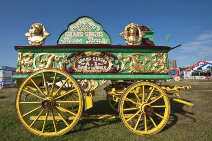 Framed Print : Milwaukee, Wisconsin. Historic circus wagons at the annual Great CIrcus Parade