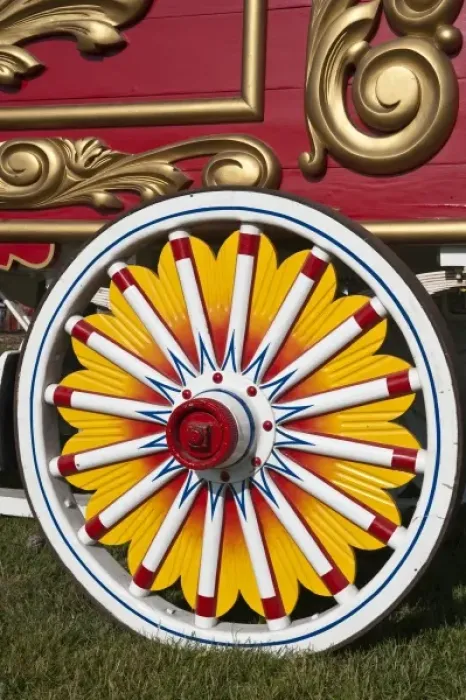 Framed Print : Milwaukee, Wisconsin. Historic circus wagons at the annual Great CIrcus Parade