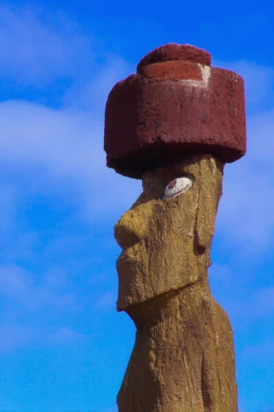 One Moais (volcanic stone sculptures) by the ocean, Ahu Tahai, Easter Island, Chile