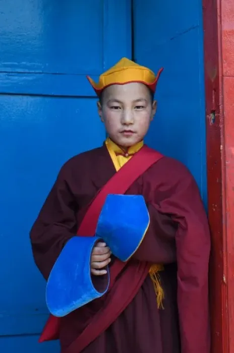 Framed Print : Monk at Gesar Sum Monastery (MR) Framed Print : Monk at Gesar Sum Monastery (MR)