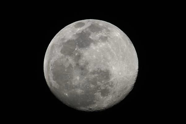 Full moon in black and white. Credit as: Arthur Morris  /  Jaynes Gallery  /  Danita Delimont