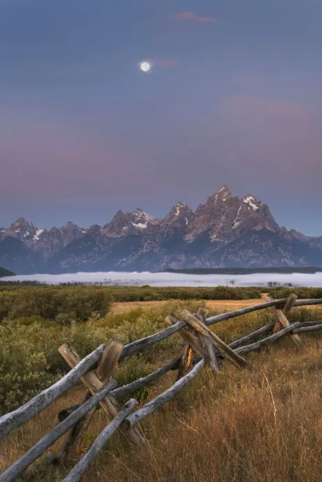Framed Print : Full moon over the Teton Range at Cunningham Ranch, Grand Teton National Park, Wyoming Framed Print : Full moon over the Teton Range at Cunningham Ranch, Grand Teton National Park, Wyoming