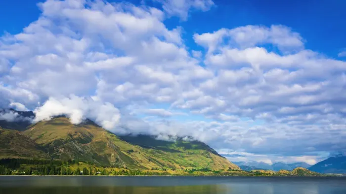 Framed Print : Morning light on Lake Wanaka, Wanaka, Otago, South Island, New Zealand Framed Print : Morning light on Lake Wanaka, Wanaka, Otago, South Island, New Zealand