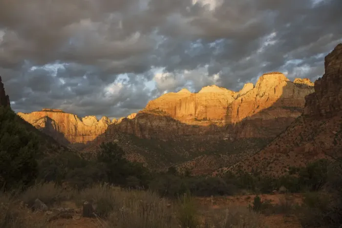 Framed Print : Morning light, Zion National Park Framed Print : Morning light, Zion National Park