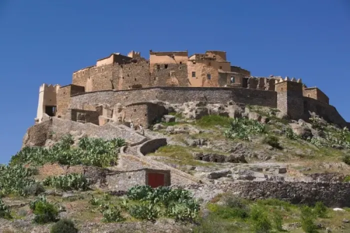 Framed Print : MOROCCO, Anti Atlas, Road to TAFRAOUTE: TIZORGAN, Circular Fortified Village / Exterior Framed Print : MOROCCO, Anti Atlas, Road to TAFRAOUTE: TIZORGAN, Circular Fortified Village / Exterior