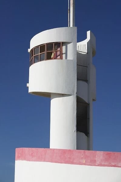 MOROCCO, Atlantic Coast, CASABLANCA (AIN DIAB): Along AIN DIAB Beach  /  Lifeguard Tower