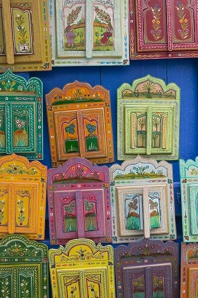 MOROCCO, Atlantic Coast, ESSAOUIRA: Moroccan Souvenirs