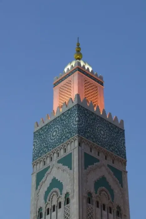 Framed Print : MOROCCO, Casablanca: Hassan II Mosque (b. 1993), Exterior / Evening Holds 25, 000 Worshipers Framed Print : MOROCCO, Casablanca: Hassan II Mosque (b. 1993), Exterior / Evening Holds 25, 000 Worshipers
