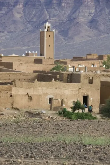 Framed Print : MOROCCO, Draa Valley, ZAGORA: Traditional Houses outside ZAGORA