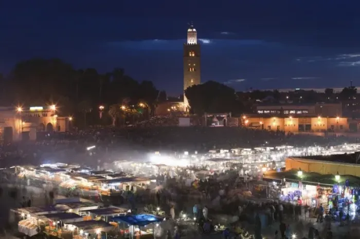 Framed Print : MOROCCO, MARRAKECH: Djemma el, Fna Square Food Stands and Koutoubia Mosque / Evening Framed Print : MOROCCO, MARRAKECH: Djemma el, Fna Square Food Stands and Koutoubia Mosque / Evening