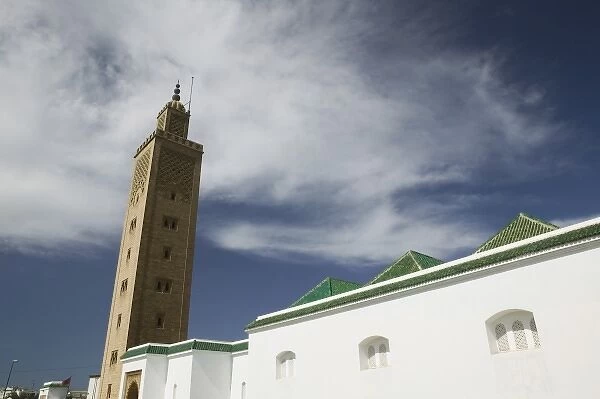 MOROCCO, Rabat: Rabat Ville Nouvelle  /  New Town, Sunna Mosque, Avenue Mohammed V