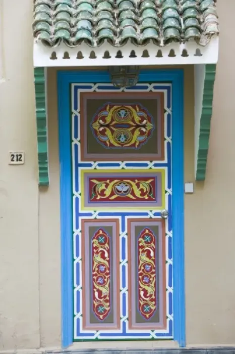 Framed Print : MOROCCO, Souss Valley, TAROUDANT: Courtyard View of the Hotel Palais Salam Palace Doorway Framed Print : MOROCCO, Souss Valley, TAROUDANT: Courtyard View of the Hotel Palais Salam Palace Doorway