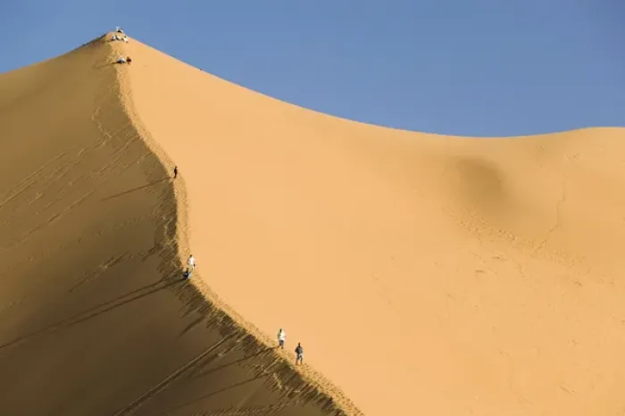Framed Print : MOROCCO-Tafilalt-MERZOUGA: Erg Chebbi Dunes (up to 400 ft in height) Framed Print : MOROCCO-Tafilalt-MERZOUGA: Erg Chebbi Dunes (up to 400 ft in height)