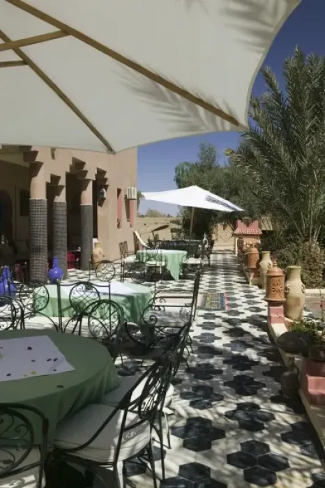 Framed Print : MOROCCO, Tafilalt, RISSANI: Hotel Kasbah Asmaa, Exterior Framed Print : MOROCCO, Tafilalt, RISSANI: Hotel Kasbah Asmaa, Exterior