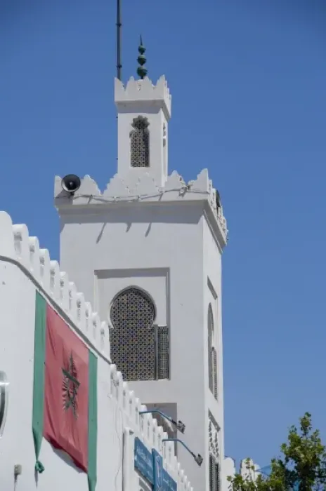 Framed Print : Morocco, Tetouan. Primo Square, Place de Hassan II & Royal Palace Framed Print : Morocco, Tetouan. Primo Square, Place de Hassan II & Royal Palace