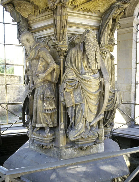 Moses Well of Moses by Claus sluter. 14th cent. Dijon. Copyright: R