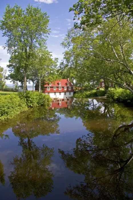 Framed Print : Moulin de Beaumont, a mill built in 1821 near Quebec City, Quebec, Canada