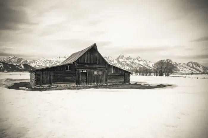 Framed Print : Moulton Barn and Tetons in winter, Grand Teton National Park, Wyoming USA Framed Print : Moulton Barn and Tetons in winter, Grand Teton National Park, Wyoming USA