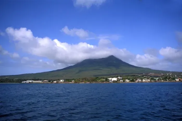 Framed Print : Mount Nevis Nevis Framed Print : Mount Nevis Nevis