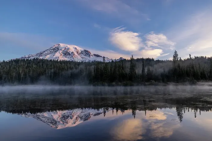 Framed Print : Mount Rainier in Reflection Lake in Mount Rainier National Park, Washington State, USA Framed Print : Mount Rainier in Reflection Lake in Mount Rainier National Park, Washington State, USA