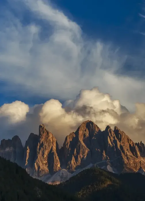 Framed Print : Mountain peaks, Dolomites, Italy