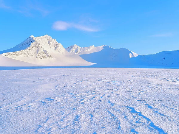 Mountains in the north of glacier Vestre Gronfjorden. Landscape in Van Mijenfjorden National Park, (former Nordenskiold National Park), Island of Spitsbergen. Arctic region, Scandinavia, Norway, Svalbard