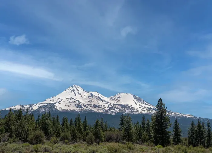 Framed Print : Mt. Shasta the tallest volcano in California