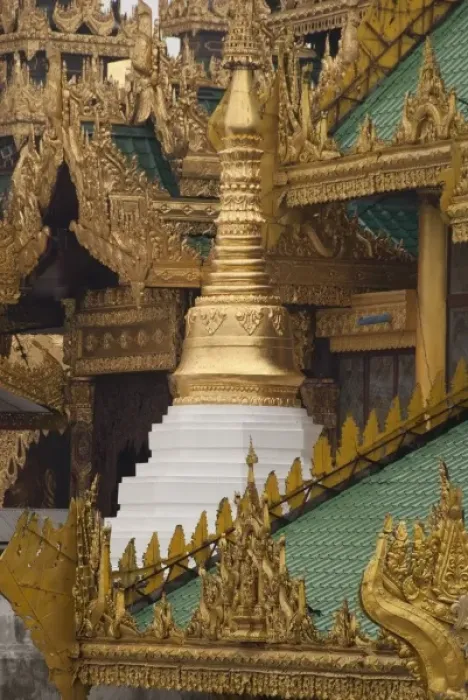 Framed Print : Myanmar (AKA Burma), Yangon (AKA Rangoon). Stupa Shewedagon Framed Print : Myanmar (AKA Burma), Yangon (AKA Rangoon). Stupa Shewedagon