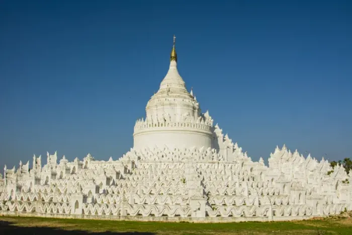Framed Print : Myanmar. Mandalay. Mingun. Hsinphyumae Pagoda