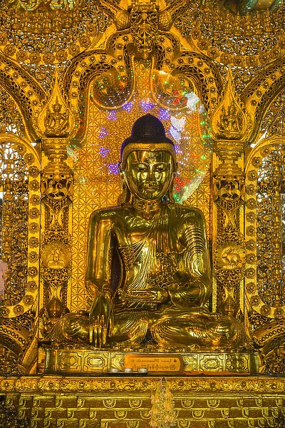Myanmar. Yangon. Botataung Pagoda. Shiny golden Buddha