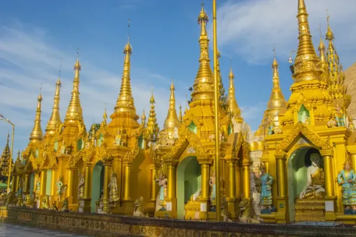 Framed Print : Myanmar. Yangon. Shwedagon Pagoda. Gold painted stupas in the afternoon sun Framed Print : Myanmar. Yangon. Shwedagon Pagoda. Gold painted stupas in the afternoon sun