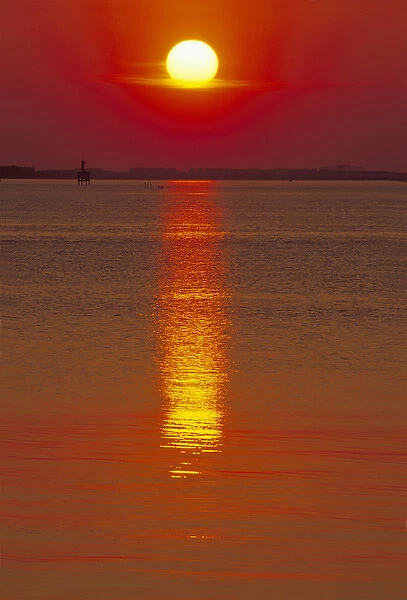 N. A. USA, South Carolina, Charleston. Sunrise over the Ashley River