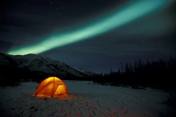 NA, USA, Alaska, Brooks Range. Curtains of green Northern Lights above the Brooks
