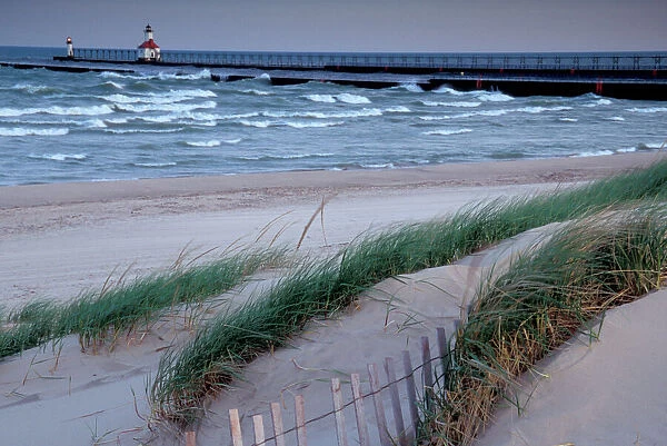 NA, USA, Michigan, Berrien County, St. Joseph, St. Joseph lighthouse with beach foreground