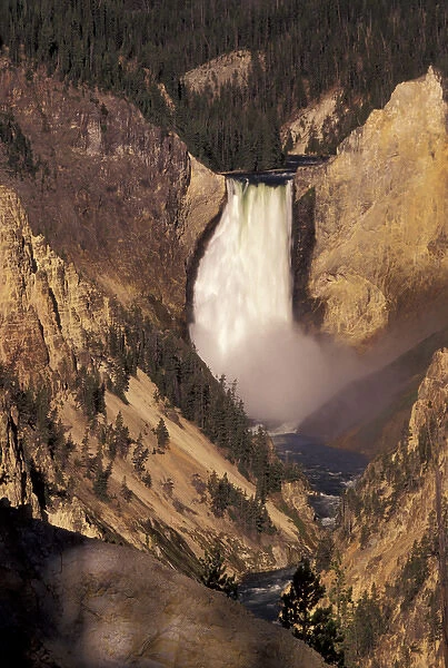 NA, USA, Wyoming, Yellowstone National Park. Lower Yellowstone Falls and Grand Canyon