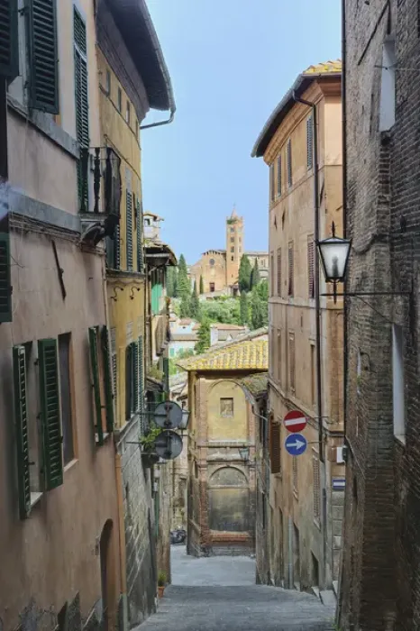 Framed Print : Narrow alley, Florence, Italy Framed Print : Narrow alley, Florence, Italy