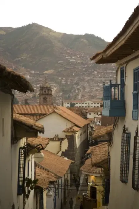 Framed Print : Narrow alleys and houses with mountain in distance, Cuzco, Peru, South America Framed Print : Narrow alleys and houses with mountain in distance, Cuzco, Peru, South America