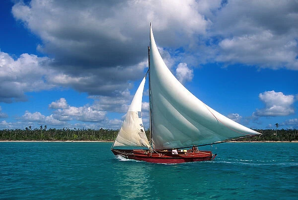 Native wooden sailboat, Bayahiba, La Romana