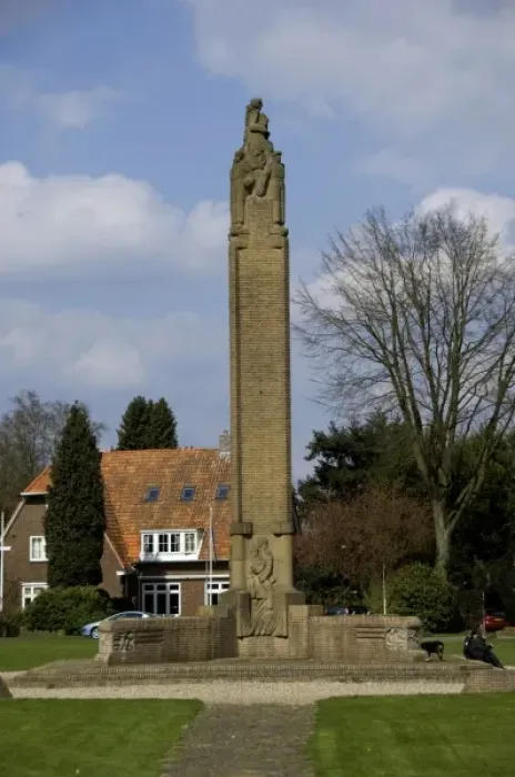 Framed Print : Netherlands (aka Holland), Arnhem, Oosterbeek. War memorial at Hartenstein (aka Airborne Framed Print : Netherlands (aka Holland), Arnhem, Oosterbeek. War memorial at Hartenstein (aka Airborne