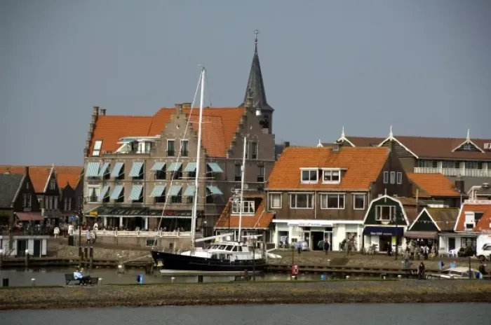 Framed Print : Netherlands (aka Holland), Volendam. Picturesque fishing village on the IJsselmeer Framed Print : Netherlands (aka Holland), Volendam. Picturesque fishing village on the IJsselmeer