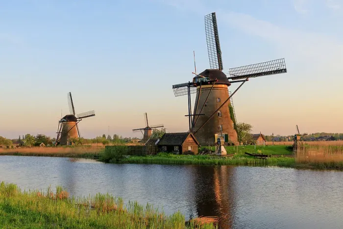 Framed Print : Netherlands, Holland. South Holland, Zuid Holland, Kinderdijk. Windmills Framed Print : Netherlands, Holland. South Holland, Zuid Holland, Kinderdijk. Windmills