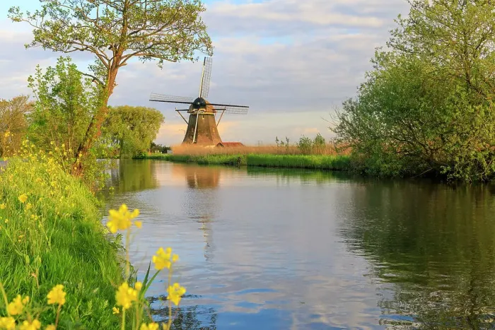 Framed Print : Netherlands, Holland. Utrecht, Abcoude, Molenweg. Windmills