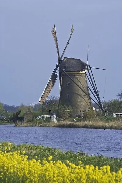 Netherlands, Kinderdijk, windmill at World Heritage Site